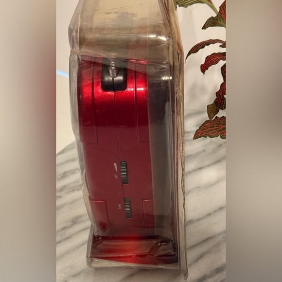 Maximo Concepts Weather Band Radio Emergency Power Generator New In Box - Picture 4 of 8